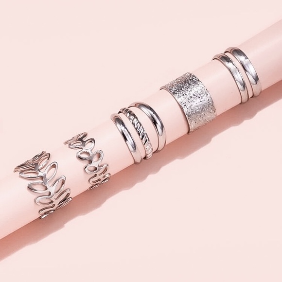 🔵𝟲𝟱%𝗢𝗙𝗙 𝗯𝘂𝗻𝗱𝗹𝗲𝘀 𝟯+🔵 NEW 5 Floral Ear Cuff Earnings Set - Picture 5 of 17